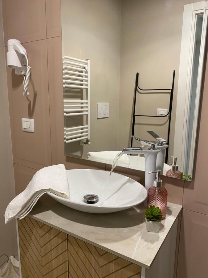 ホテル La Casa Di Alan テルニ エクステリア 写真
