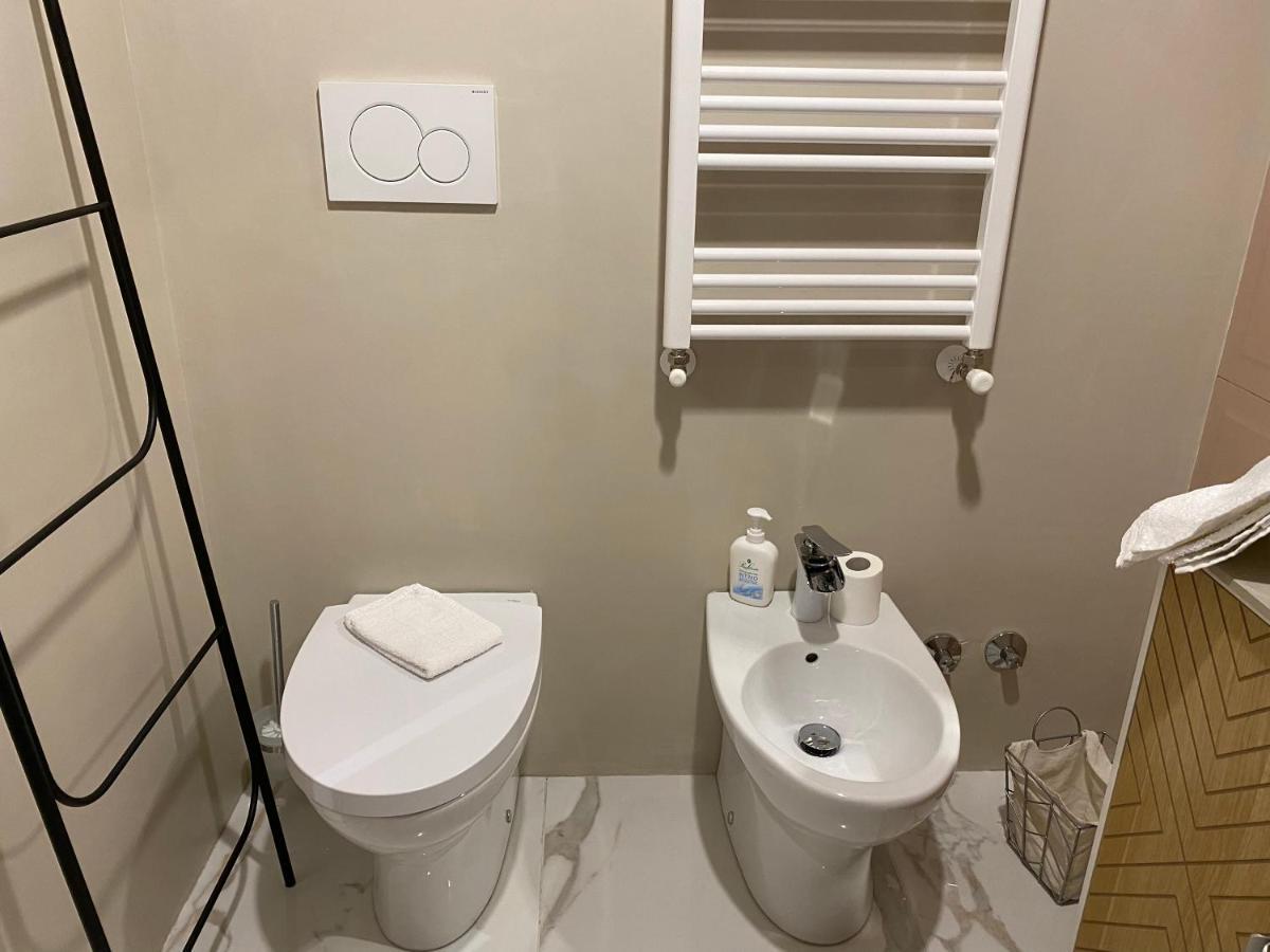 ホテル La Casa Di Alan テルニ エクステリア 写真